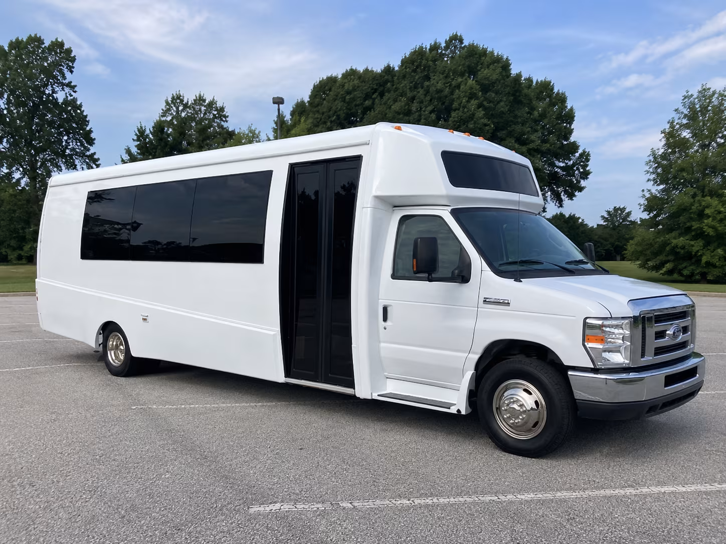 boulder 18 passenger party bus