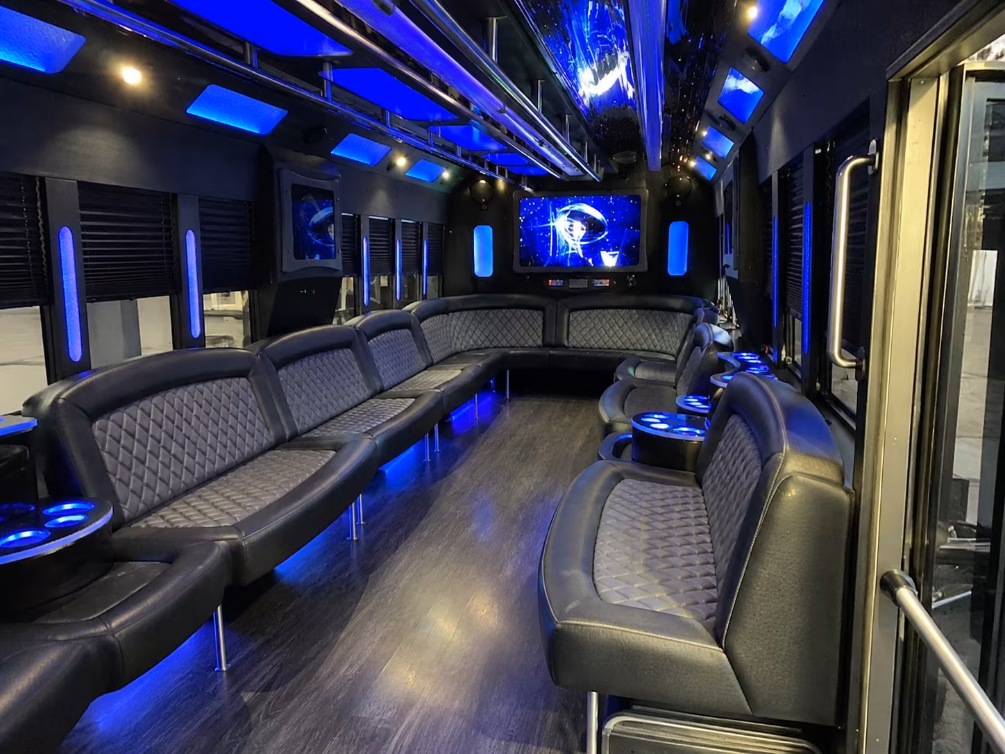 boulder 28 passenger party bus interior