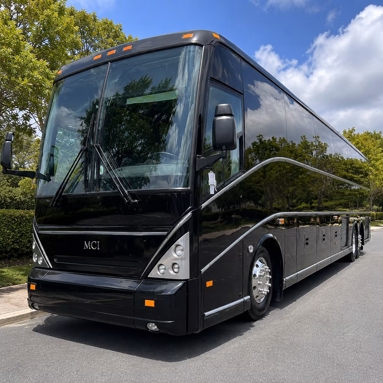 conference shuttle buses between boulder hotels and cu campus venues